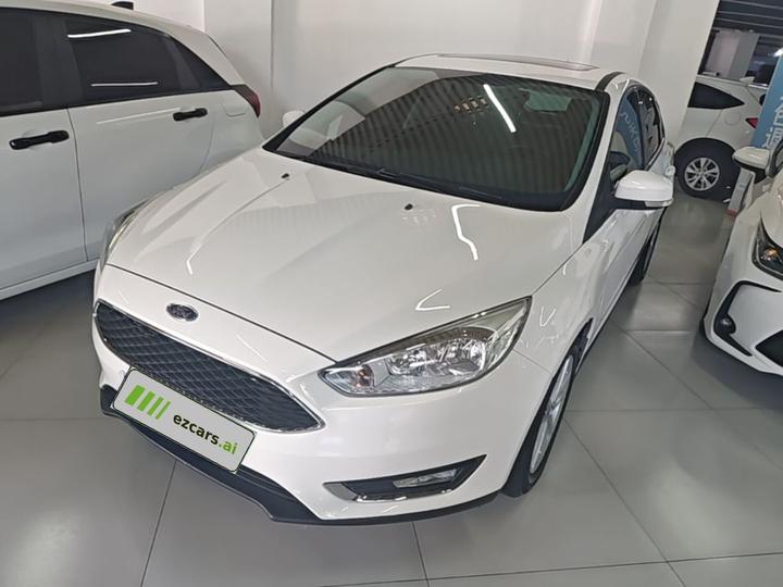 Focus 2017 Hatchback 1.6L AT Fashion
