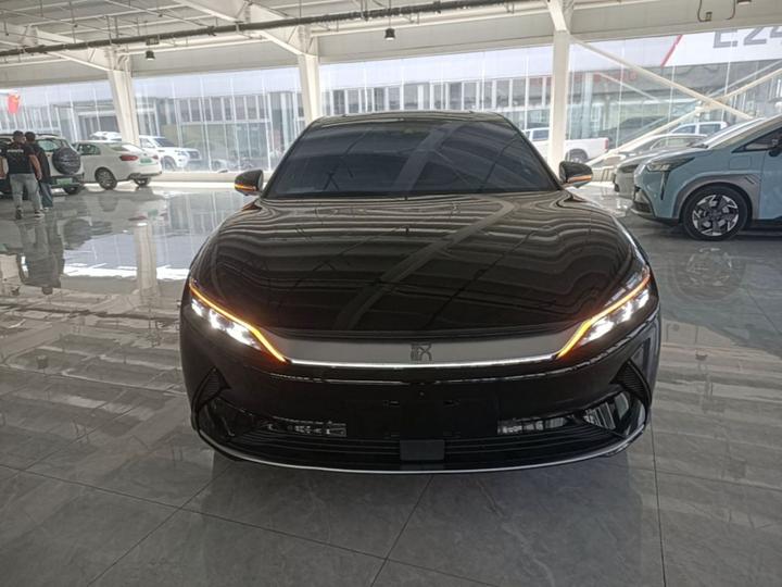 Han 2020 EV Extended Range Luxury photo 2