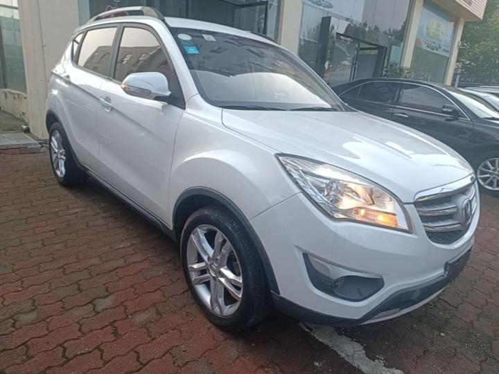 CS35 2016 1.6L MT Luxury China V photo 3