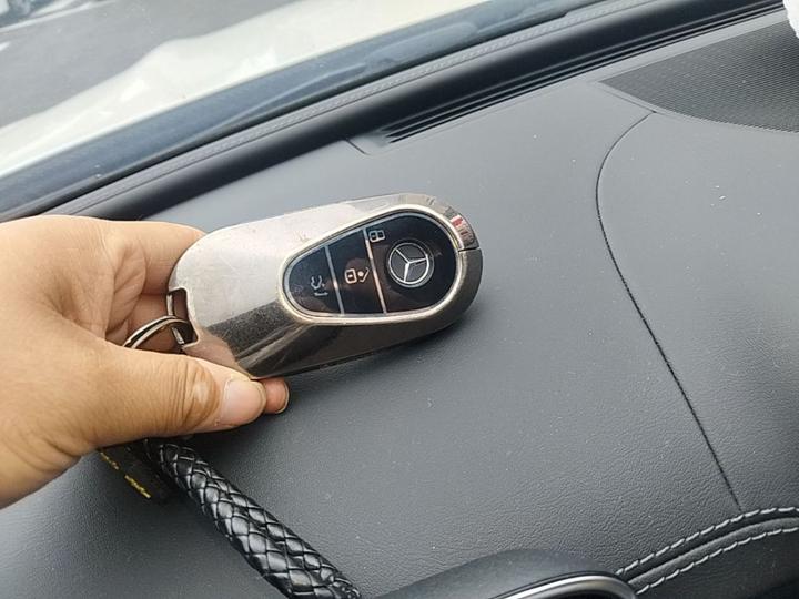 C-Class EV 2024 Facelift C 350 eL photo 8