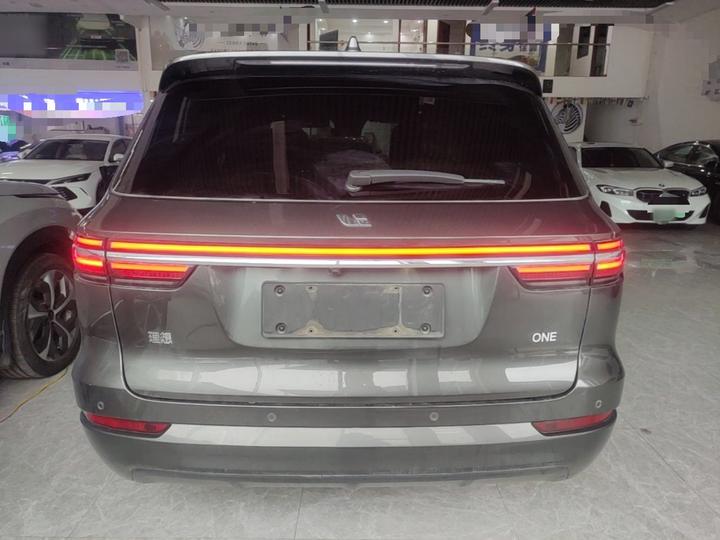 Li Auto ONE 2021 EREV 6-Seater photo 3