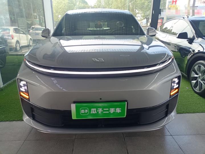 Li Auto L6 2024 Pro photo 2