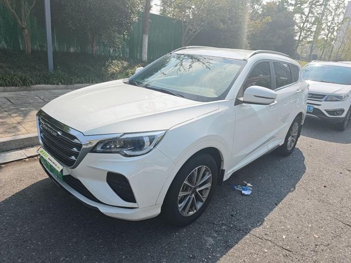 X70 2020 1.5T MT Cruise 6-Seater