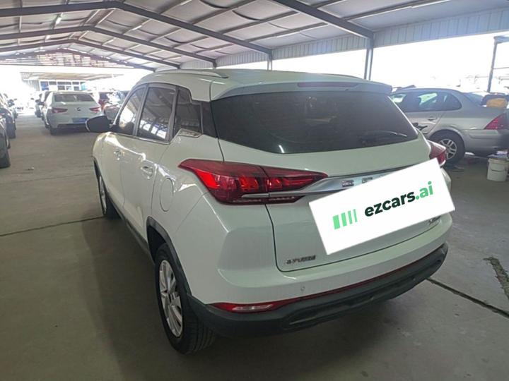 BAIC X3 2019 1.5T CVT Honor photo 4