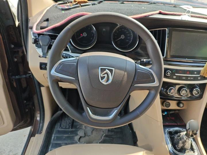 730 2016 1.5L MT Comfort 7-Seater China V photo 3