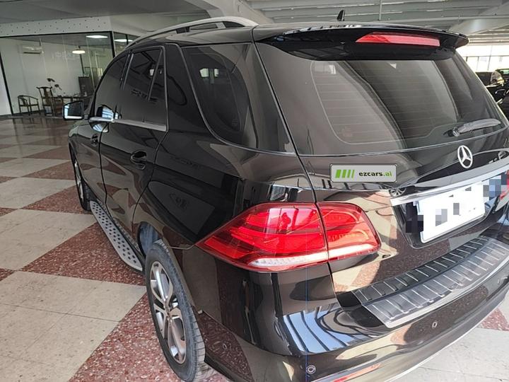GLE Imported 2017 GLE 320 4MATIC Dynamic photo 4