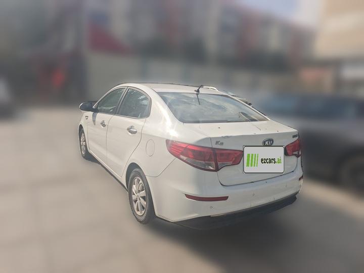 K2 2015 Sedan 1.4L MT GLS photo 4