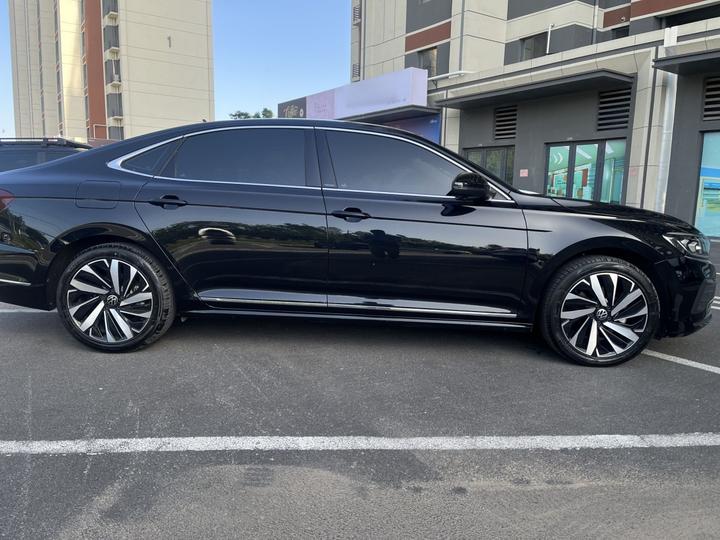 Passat 2024 380TSI photo 4