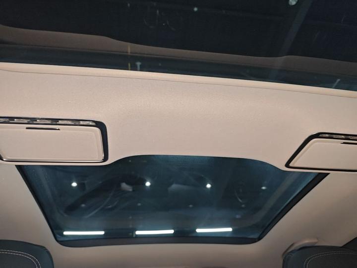 C-Class 2015 Facelift C 200 L Sport photo 8