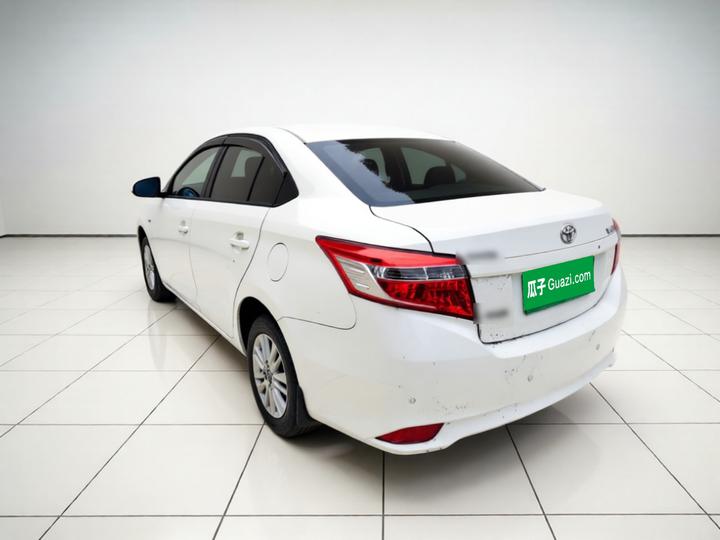 Vios 2013 1.3L GL-i MT photo 4
