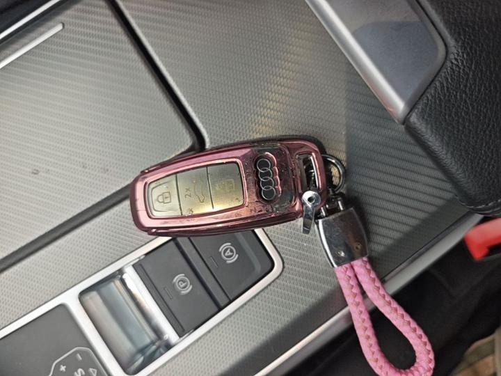 A6L 2020 40 TFSI Luxury photo 8