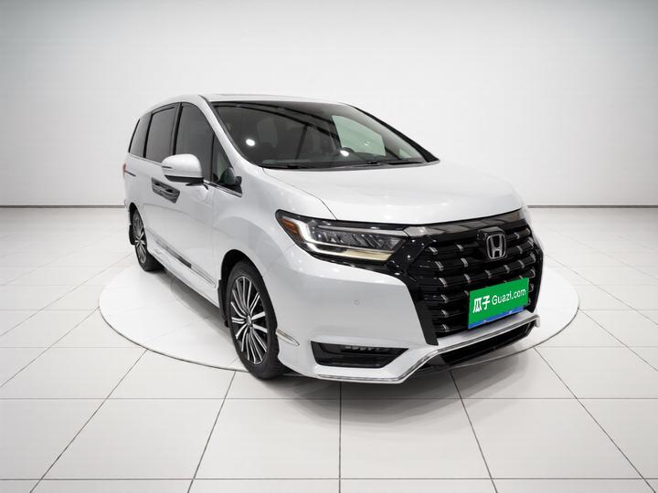 Elysion 2024 2.0L e:HEV Luxury photo 3