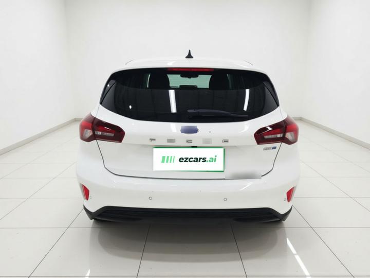 Focus 2022 Hatchback EcoBoost 180 AT photo 5