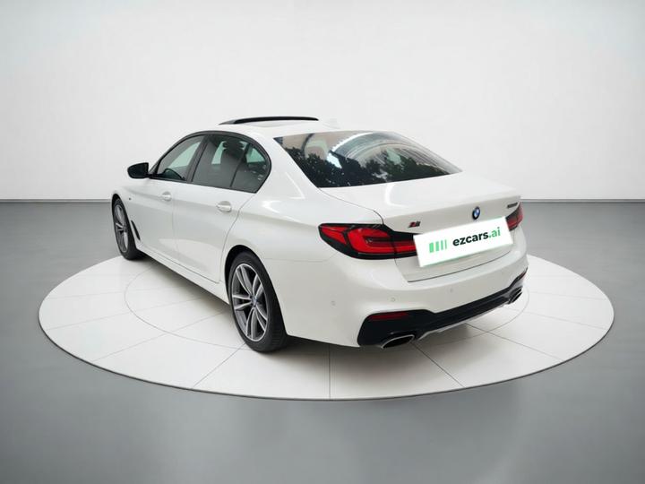 5 Series 2018 530Li Leading M Sport Package photo 4