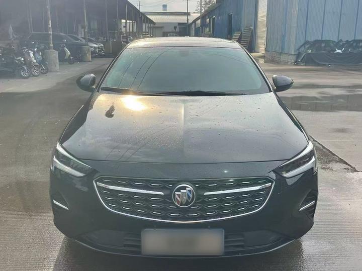 Regal 2022 552T Smart photo 2