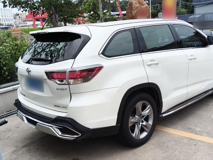 Highlander 2015 2.0T AWD Luxury 7-Seater photo 4