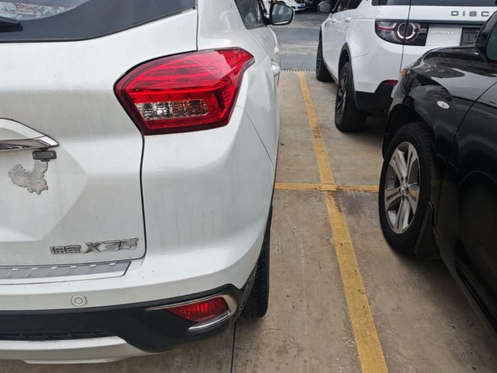 BAIC X35 2016 1.5L AT Luxury photo 7