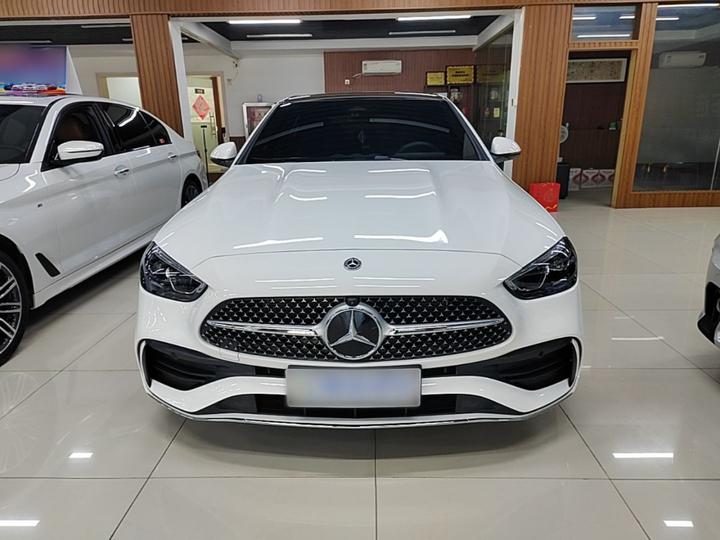 C-Class 2025 Facelift C 260 L Sport photo 2