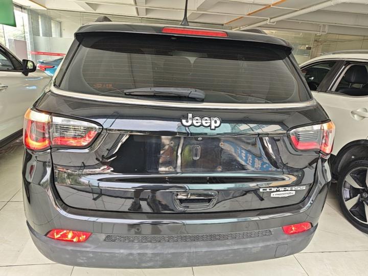Compass 2017 200T AT photo 3