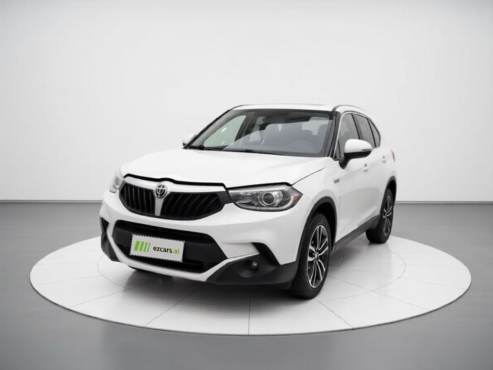 Zhonghua V3 2016 1.5L MT Comfort