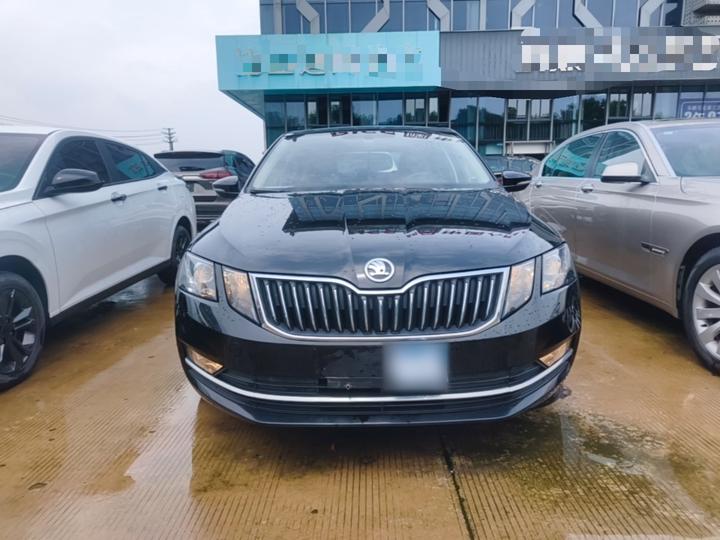 Octavia 2019 TSI230 DSG Luxury China VI photo 2