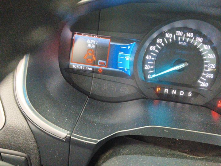 Edge 2016 EcoBoost 245 RWD 7-Seater photo 2