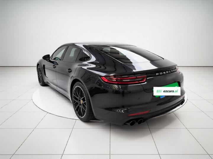 2019 Panamera 4 Executive Extended 2.9T photo 4