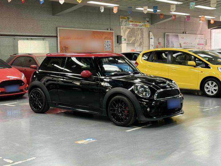 JCW 2013 1.6T JOHN COOPER WORKS photo 3