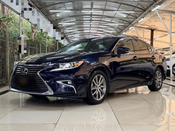 ES 2015 300h Comfort