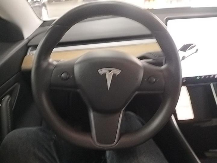 Model 3 Imported 2019 Standard Range RWD Upgraded photo 6
