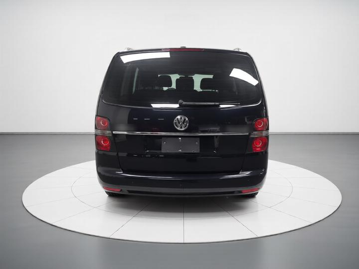 2015 1.4T DSG Comfort 5-Seater photo 5