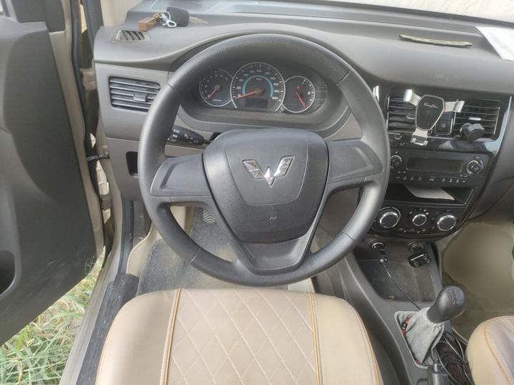 Wuling Rongguang V 2016 1.5L photo 7