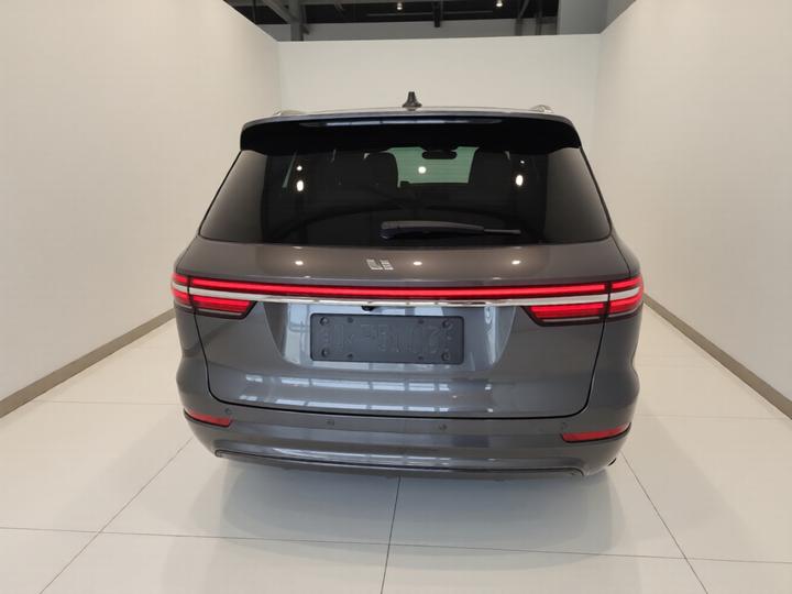 Li Auto ONE 2020 EREV 6-Seater photo 5