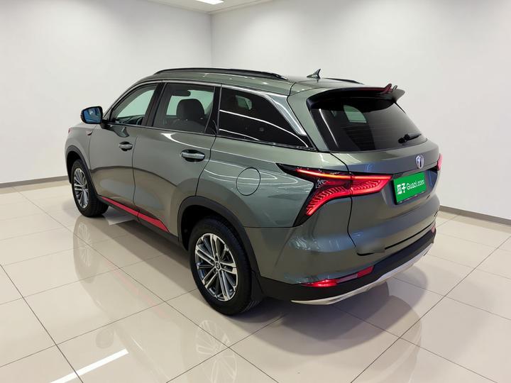 CS75 PLUS 2022 1.5T AT Luxury photo 4
