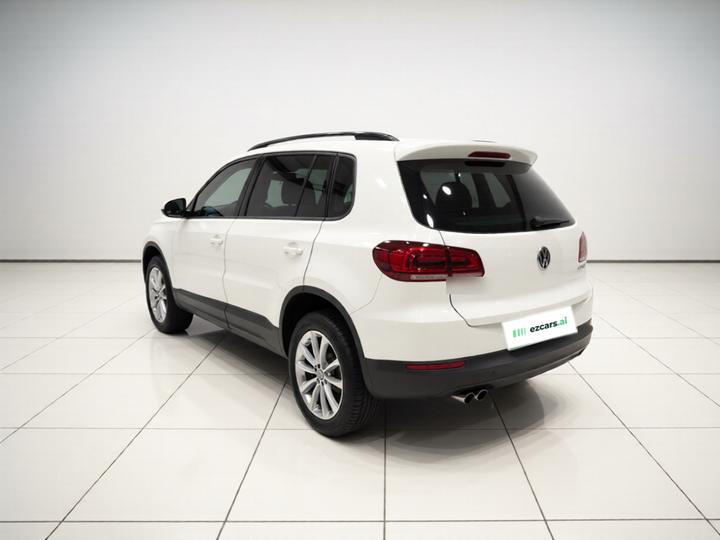 Tiguan 2017 300TSI AT RWD photo 4