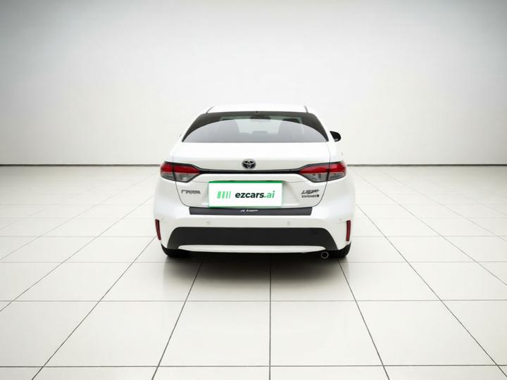 Levin 2022 Hybrid 1.8H E-CVT Leading photo 5