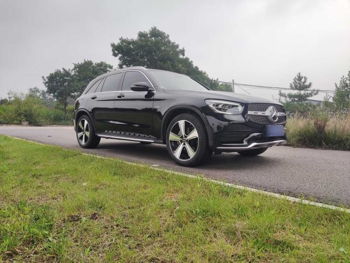 GLC 2022 Facelift GLC 300 L 4MATIC Dynamic Edition photo 3