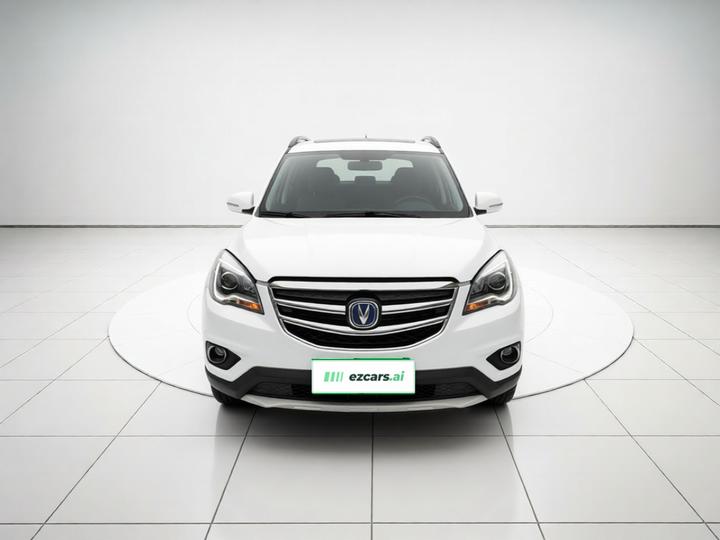 CS35 2017 1.6L MT Luxury photo 2