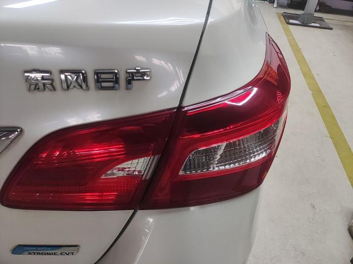 Sylphy 2018 1.6XV CVT Exclusive photo 7