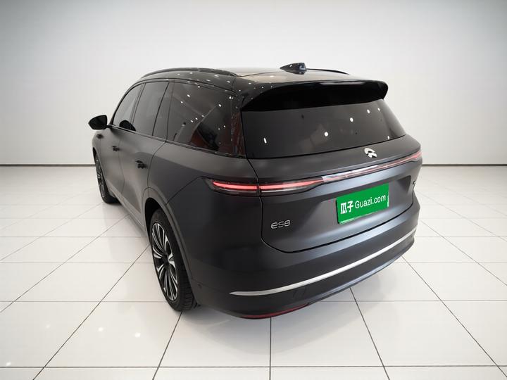ES8 2024 75kWh Executive photo 4