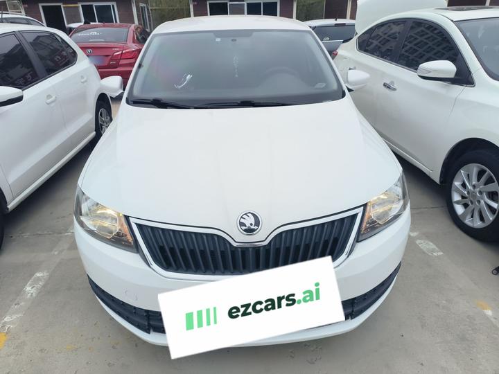 Rapid Spaceback 2016 Facelift 1.6L AT photo 2