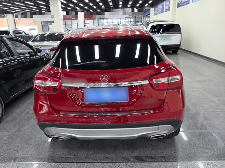GLA 2015 GLA 200 Dynamic photo 3