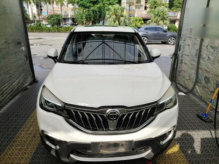 Zhonghua V3 2017 1.5L MT Smart photo 2
