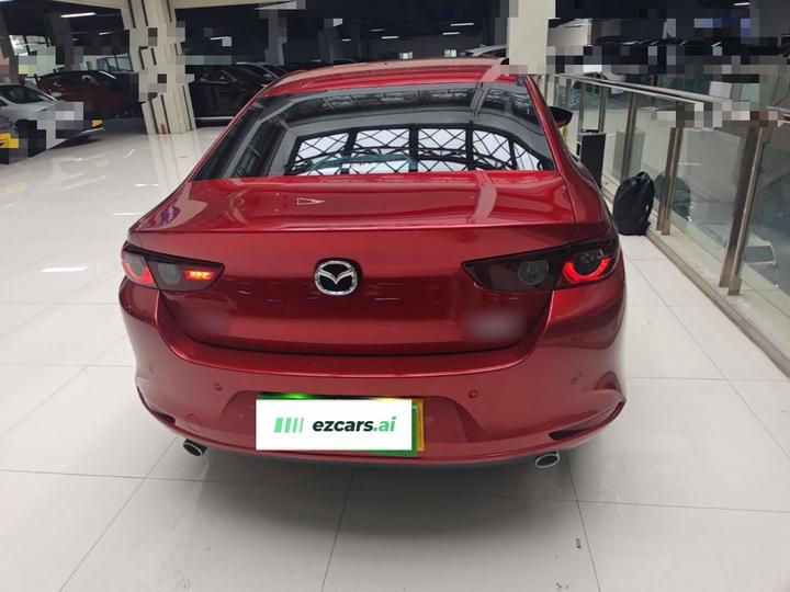 3 Axela 2021 2.0L AT photo 3
