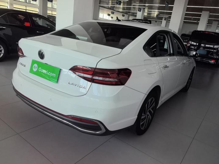 Lavida 2023 1.5L AT photo 6