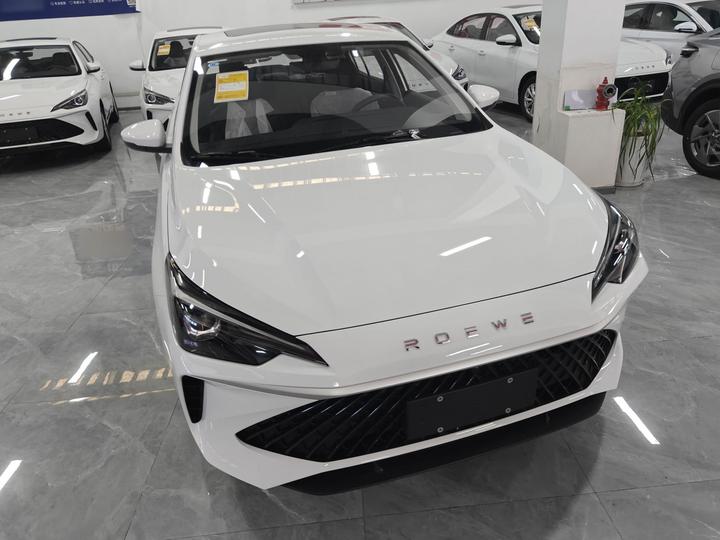 i5 2026 1.5L CVT Luxury photo 4