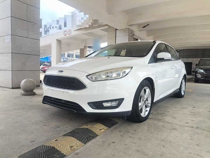 Focus 2017 Hatchback 1.6L AT Comfort