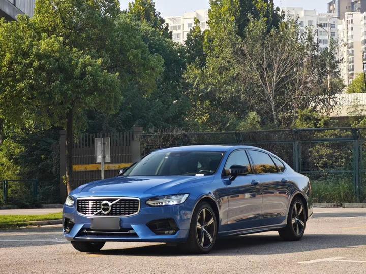 S90 2020 T5 Sport
