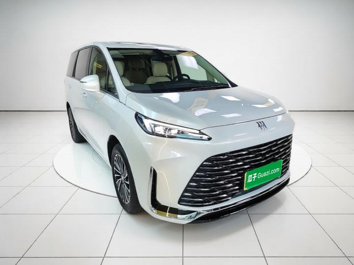 GL8 EV 2025 Smart photo 3