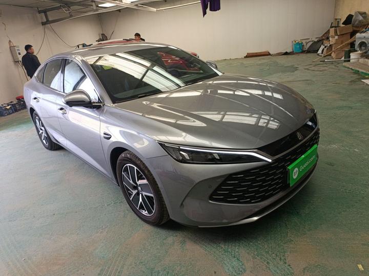 Qin L 2025 DM-i ADAS 80KM photo 3